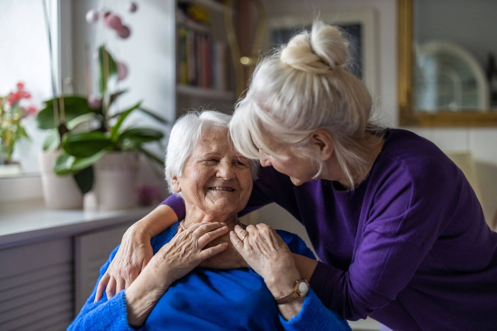 5-tips-for-visiting-someone-with-dementia-family-assets